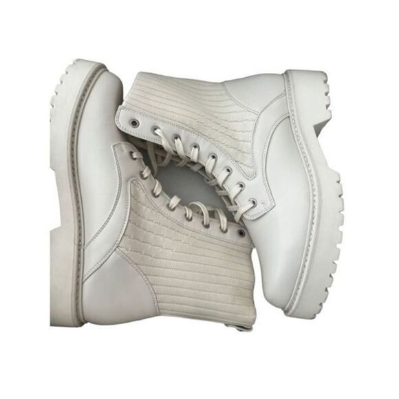 Calvin Klein Lace-up Boots size 9.5 - Picture 8 of 11